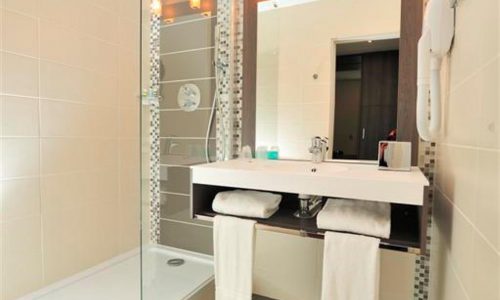 Chambre06 (Large) ????????????????????????????????????